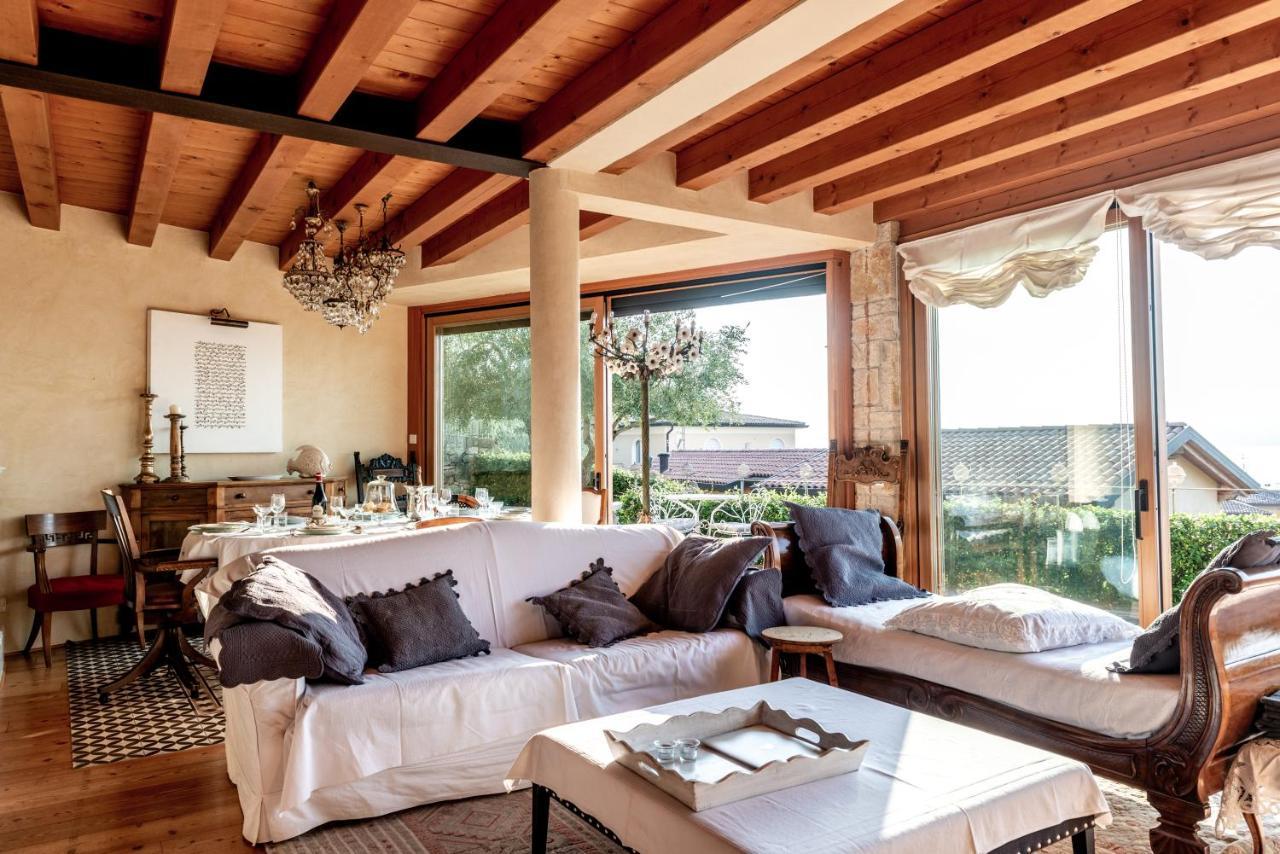 Villa Casa Antichità à Torri Del Benaco Extérieur photo