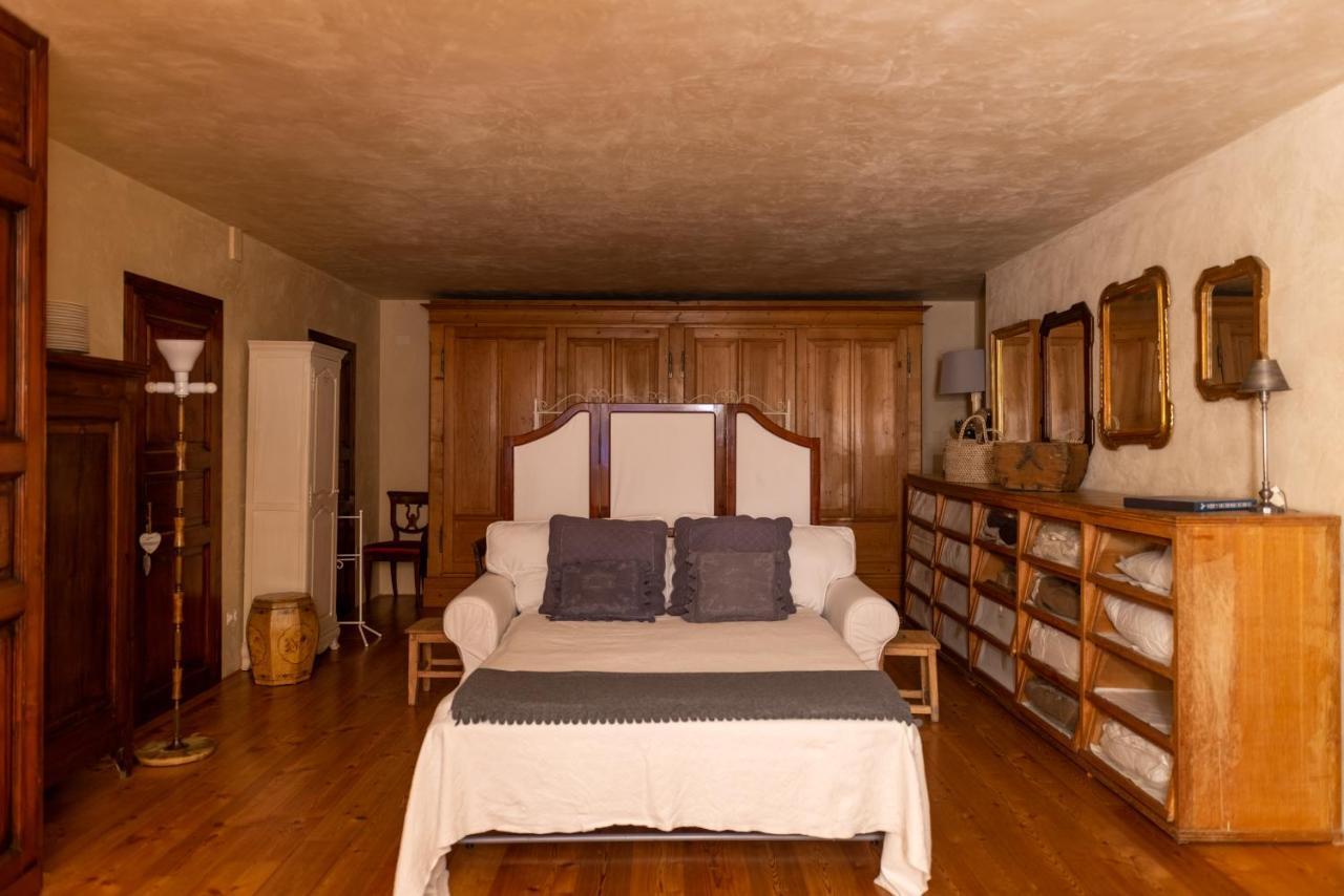 Villa Casa Antichità à Torri Del Benaco Extérieur photo