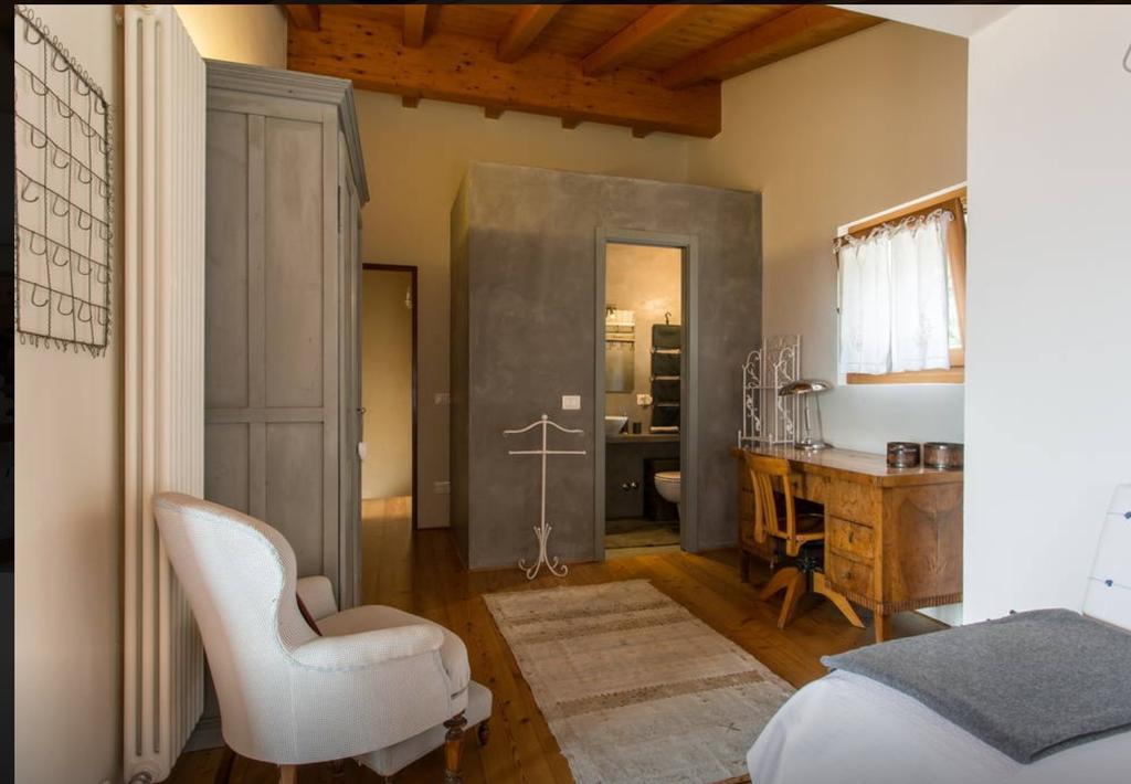 Villa Casa Antichità à Torri Del Benaco Chambre photo