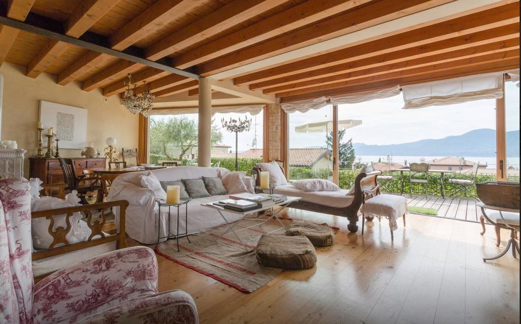 Villa Casa Antichità à Torri Del Benaco Extérieur photo