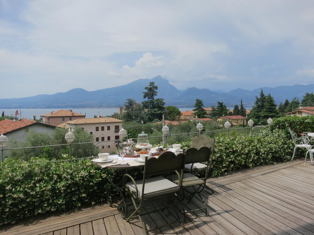 Villa Casa Antichità à Torri Del Benaco Chambre photo